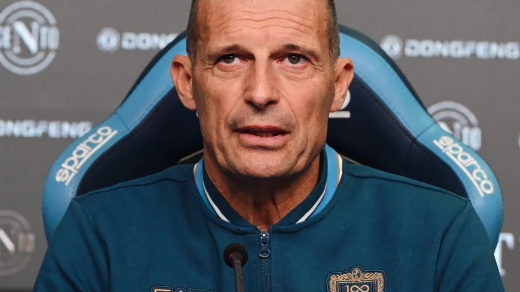 Massimiliano Allegri trả lời truyền thông Napoli trước trận đấu